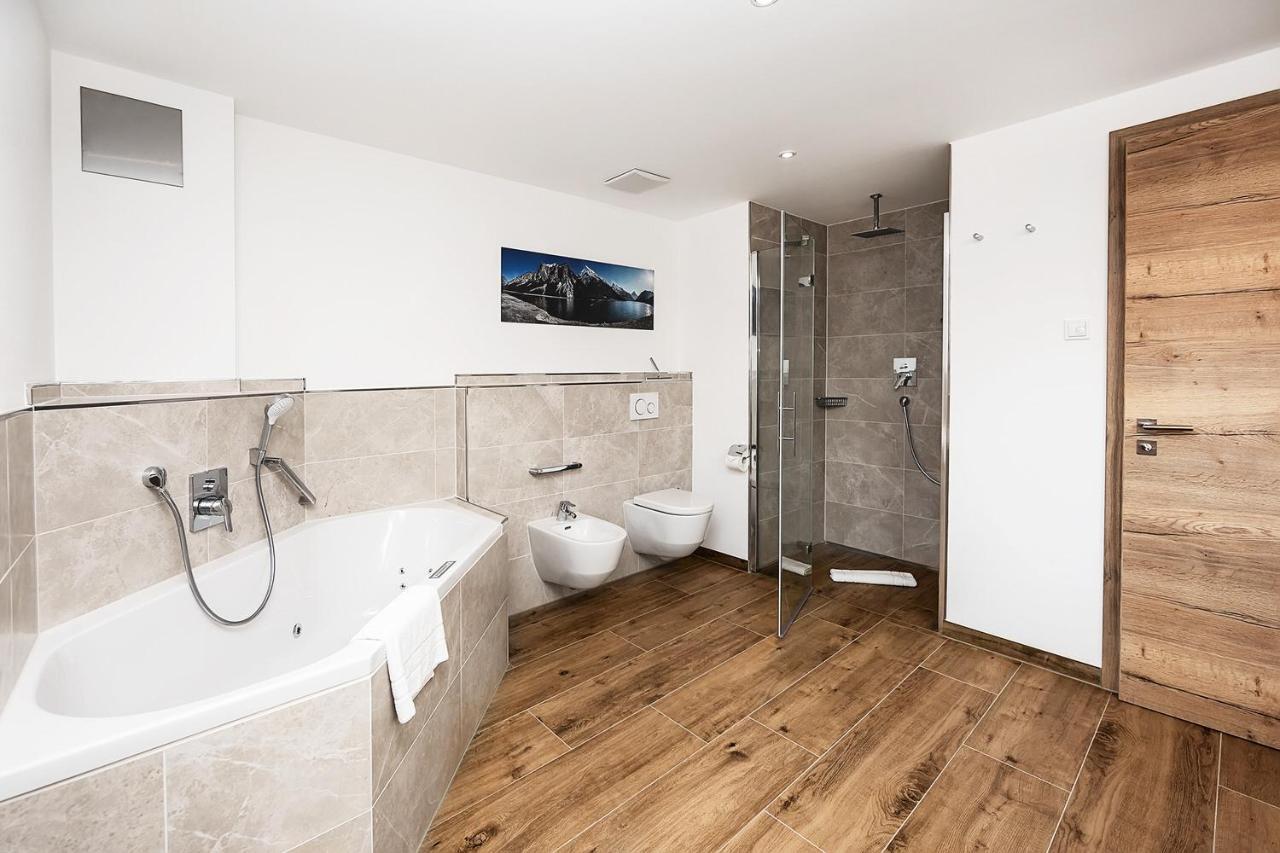 Ferienwohnung Hoefle جارمش بارتنكيرشن المظهر الخارجي الصورة
